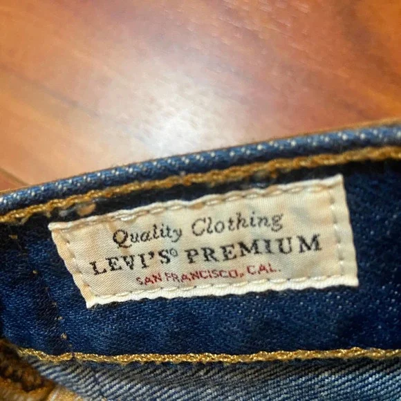 Levi's 501 Shorts Size 32 Button Fly High Rise Cut Off Denim - Picture 3 of 5